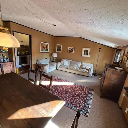 Vista Alpi Nel Centro Storico *