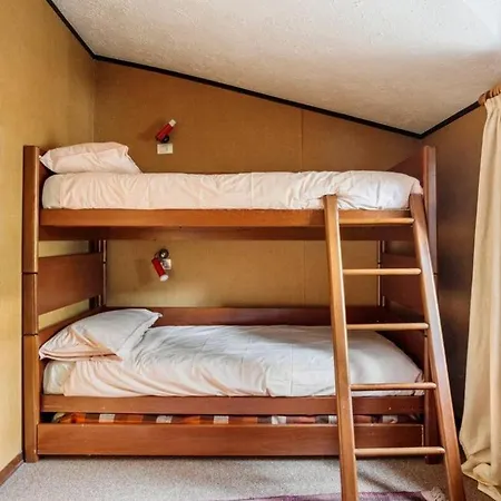 Vista Alpi Nel Centro Storico Apartamento *